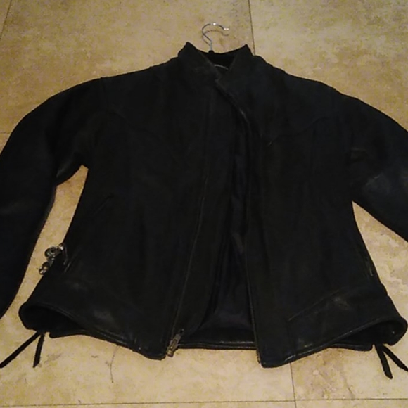 Leather jacket - Picture 1 of 4